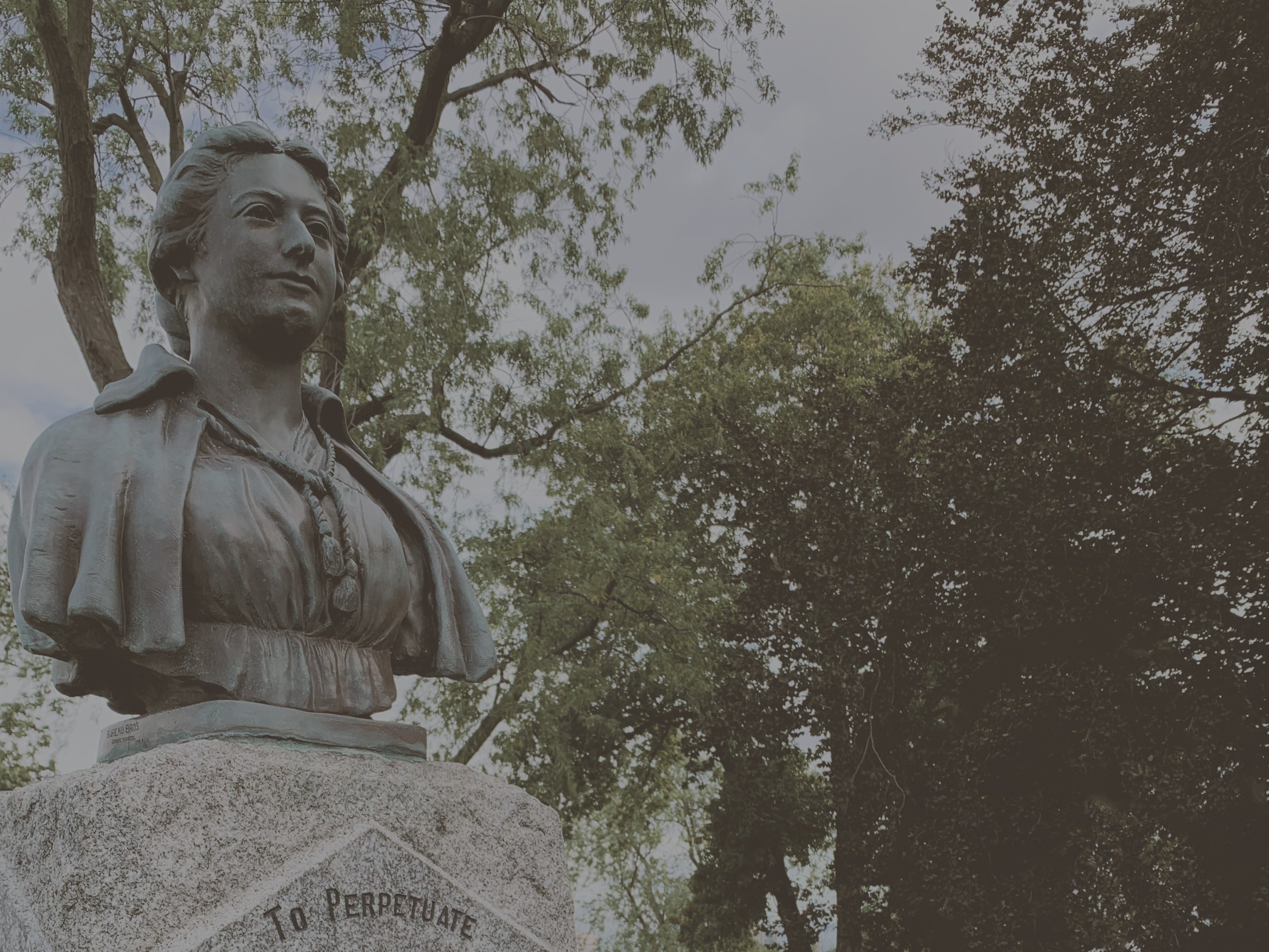 historical bust