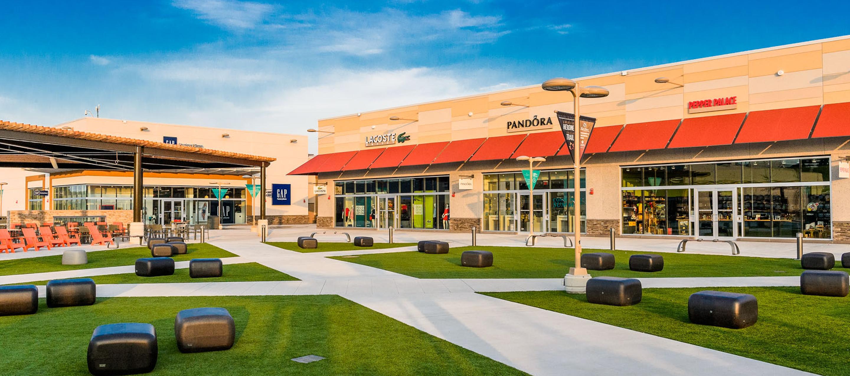 Outlet Collection