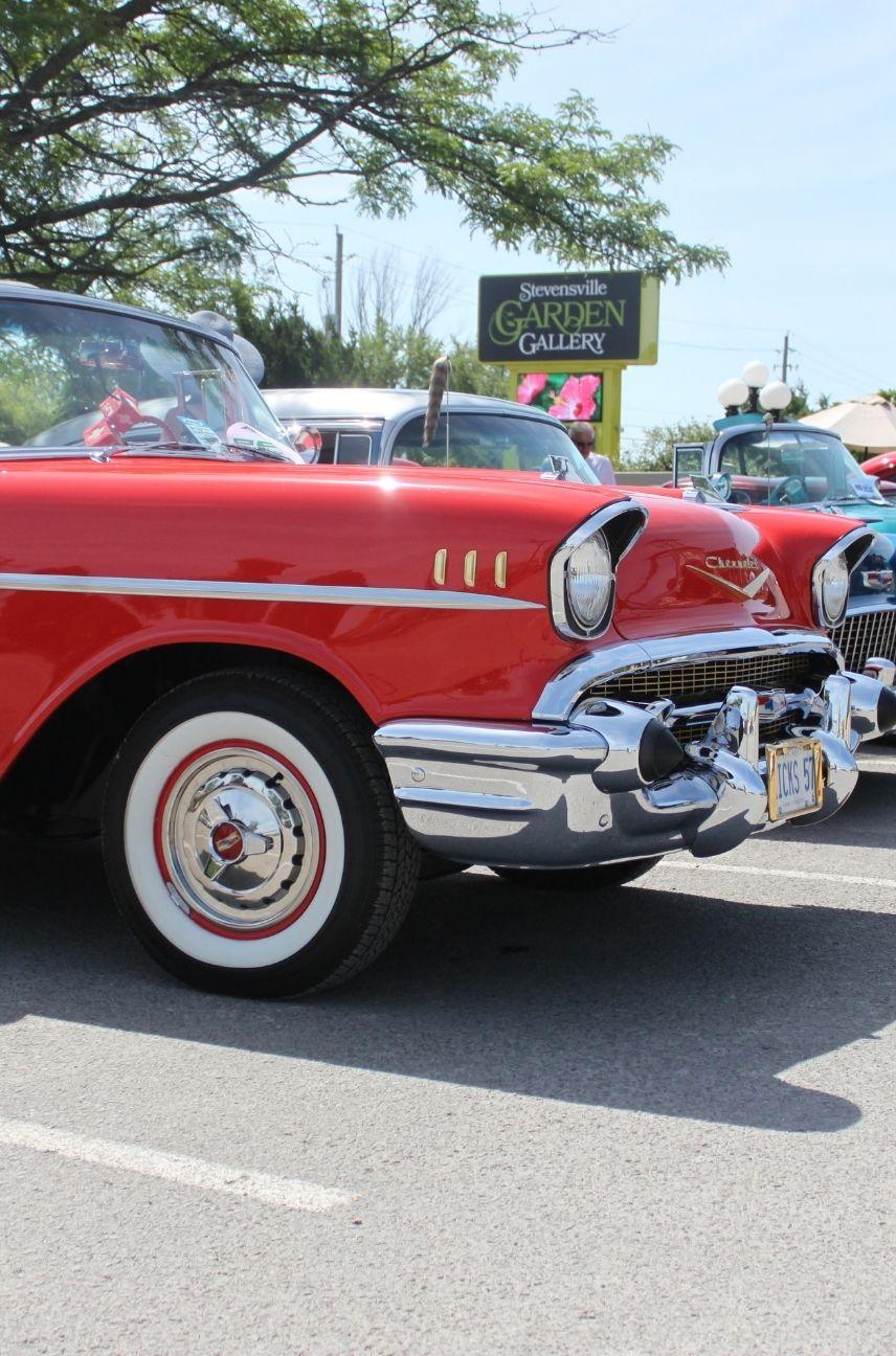 Safari Niagara Annual Classic Car Show
