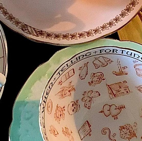 Tea & Tasseomancy Workshop with Amy Lou Taylor