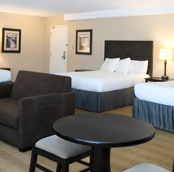 Skyline Hotel &amp; Waterpark