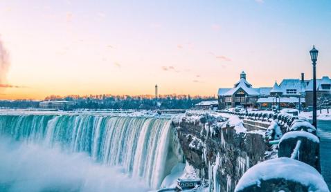 Power Station, Skylon Tower with Niagara Takes flight Winter Walking Tour